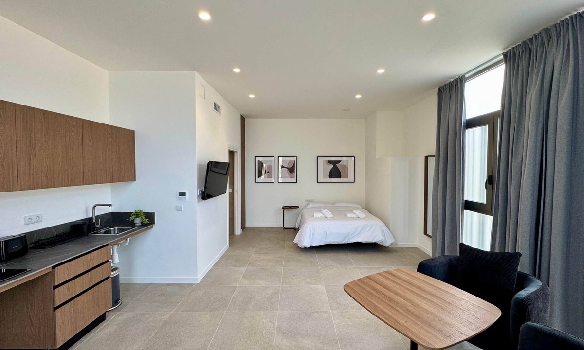 Pobles del Sud Apartment | Plaza Tower - Apartment -04