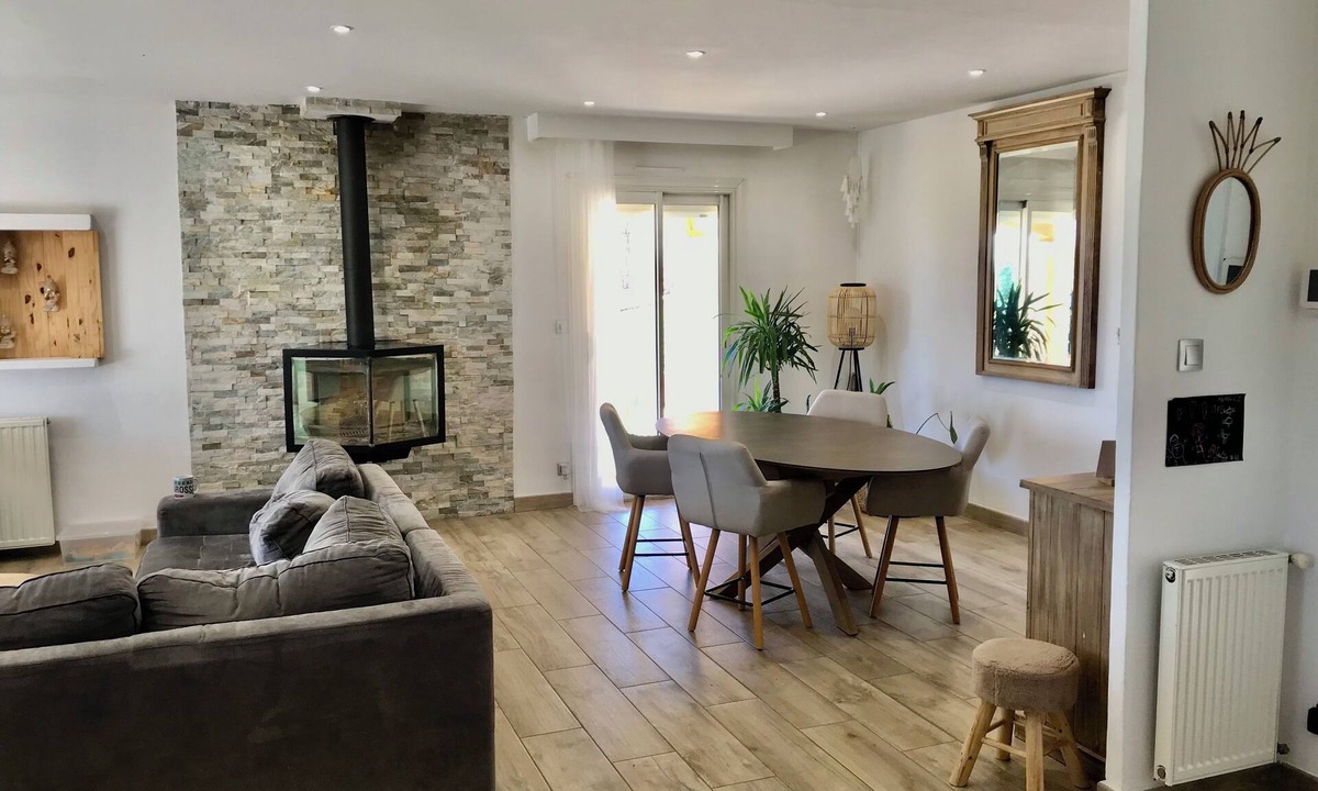 Saint-Georges-les-Bains House | Pleasant house (view, nature, pool)