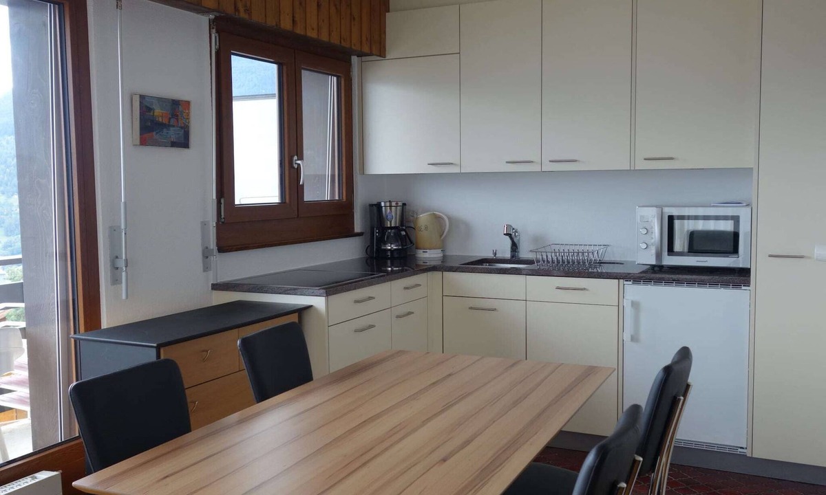Nendaz Apartment | Pleasant apartment with balcony