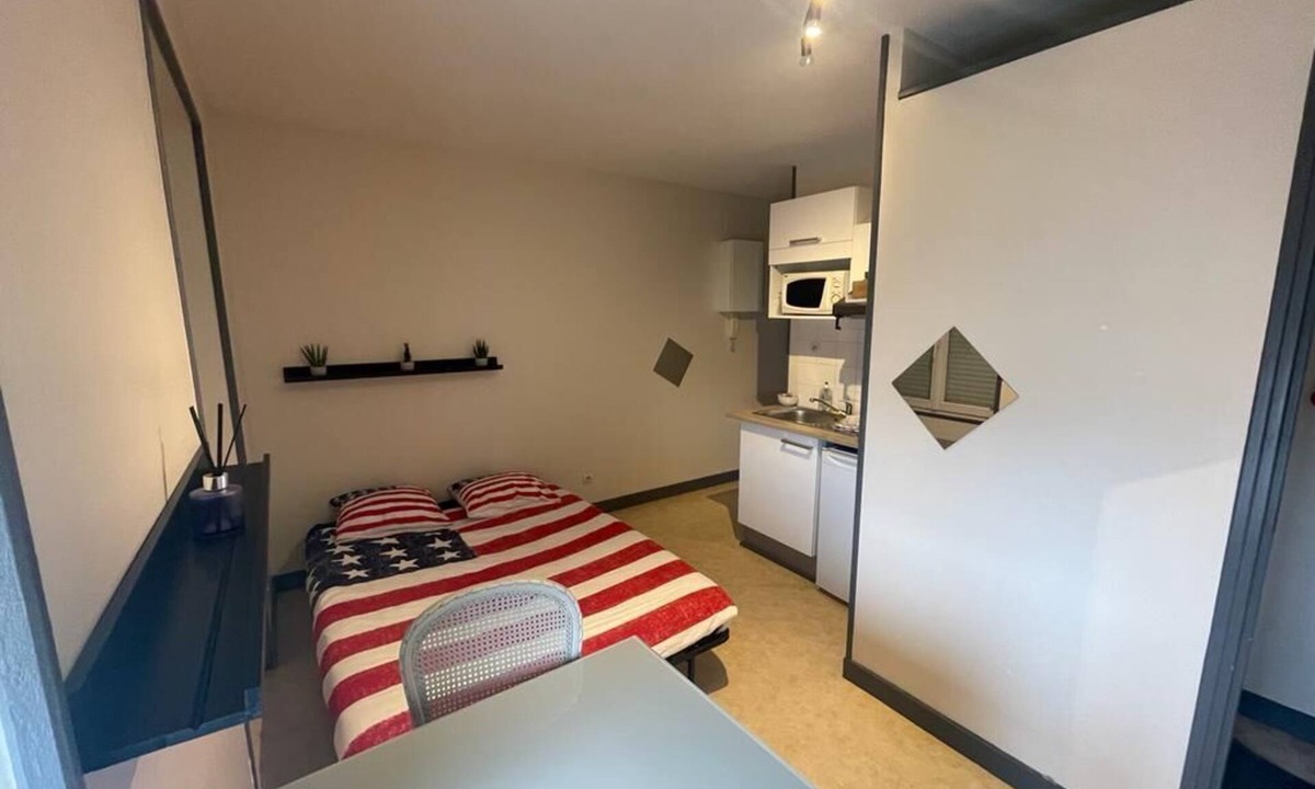 Souche Apartment | Pleasant, bright Studio 6