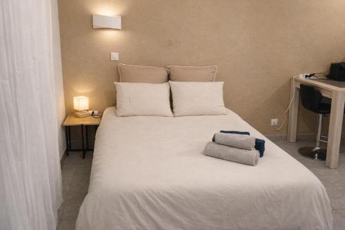 Juvignac Apartment | Pleasant, cozy studio with pool 2 mins from Montpellier