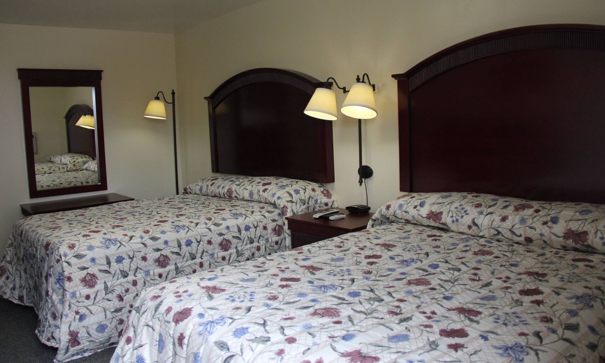 Middletown Hotel | Pleasant Hill Motel