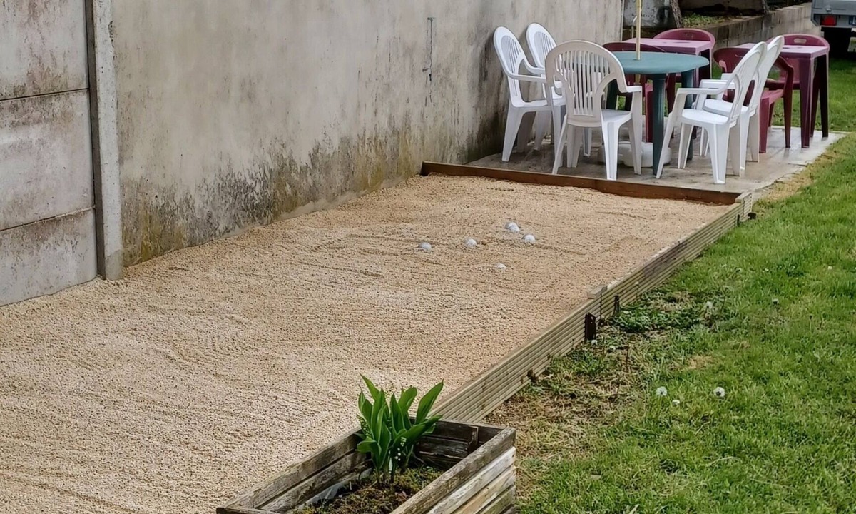 Frieres-Faillouel House | Pleasant house