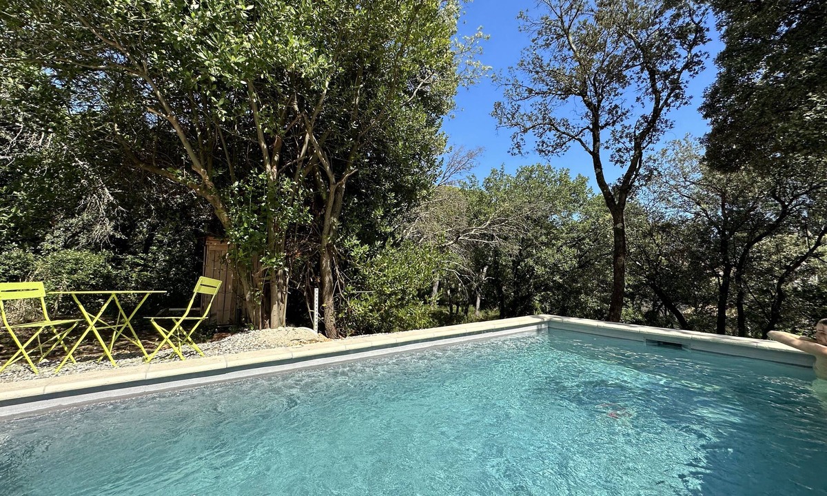 Uchaux House | Pleasant house in a quiet area, swimming pool, air conditioning, WIFI, max 12 pers.