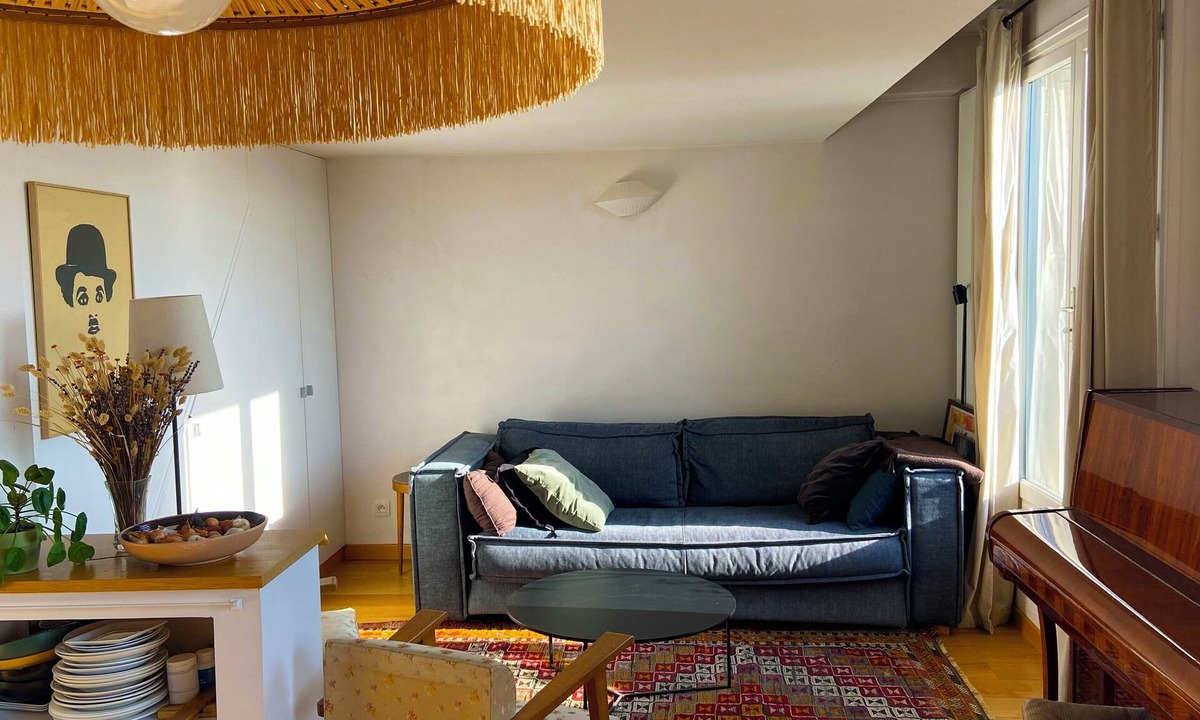 Amerique Apartment | Pleasant studio with terrace in Belleville