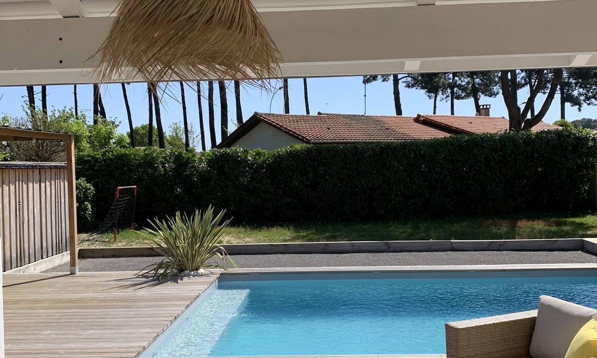 Gujan-Mestras Villa | Pleasant villa with large terrace