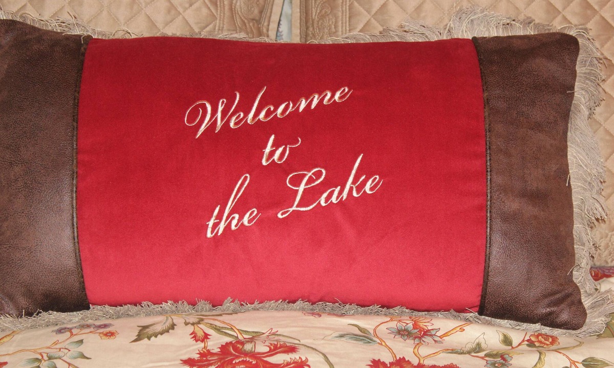 Raymond Cottage | PLEASE READ REVIEWS of SEBAGO LAKE COTTAGE - 2026 BOOKINGS BEGINNING Oct 1, 2025