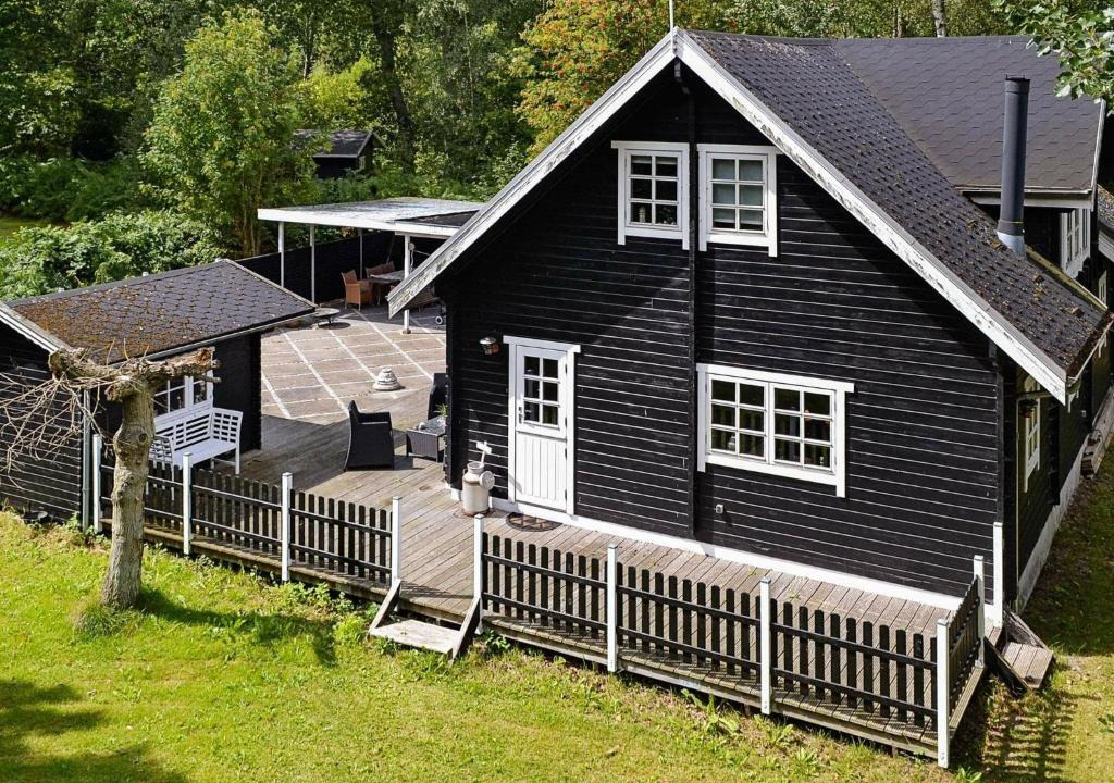 Hov House | Pleasing Holiday Home in Syddanmark near Sea