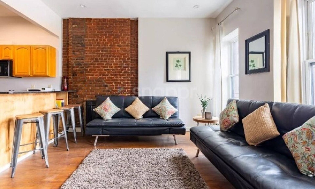 Central Park North Apartment | Plush And Spacious 2 Bedroom Flat In Manhattan