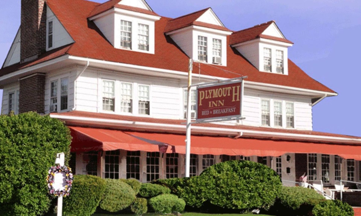 North End Bed & Breakfast | Plymouth Inn