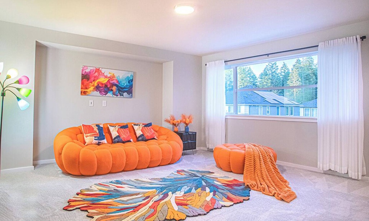 Port Orchard House | PO3: Novelty Villa: