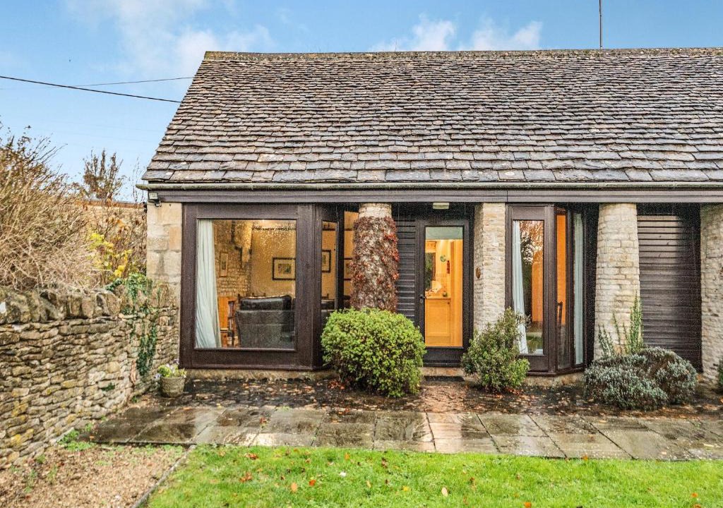 Biddestone House | Poachers Cottage