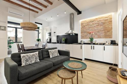 El Poble-sec Apartment | Poble Sec Charming Apartment