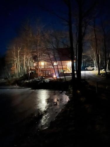 Cresco House | Pocono Mountain Retreat