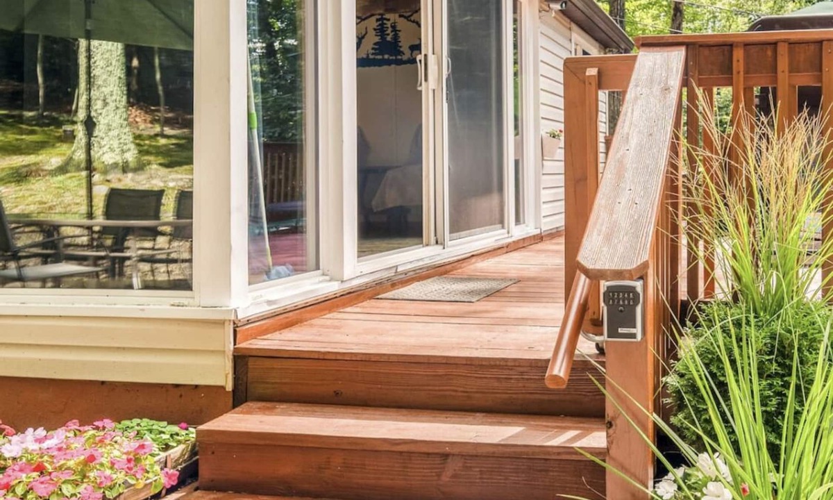 East Stroudsburg Cabin | Pocono private retreat