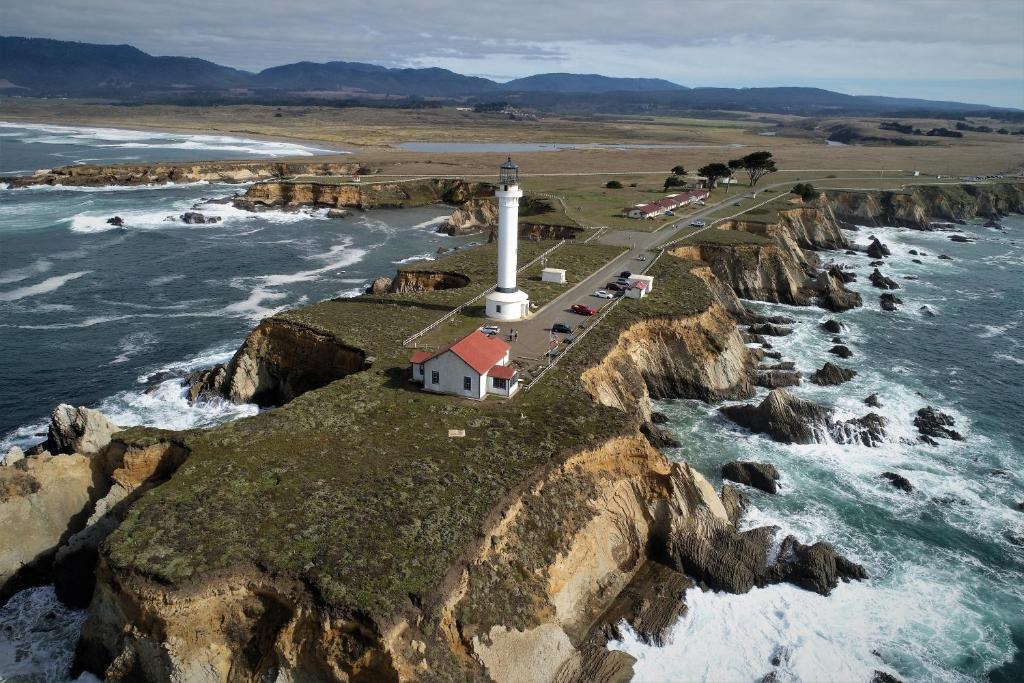 Point Arena Cabin | Point Arena Lighthouse