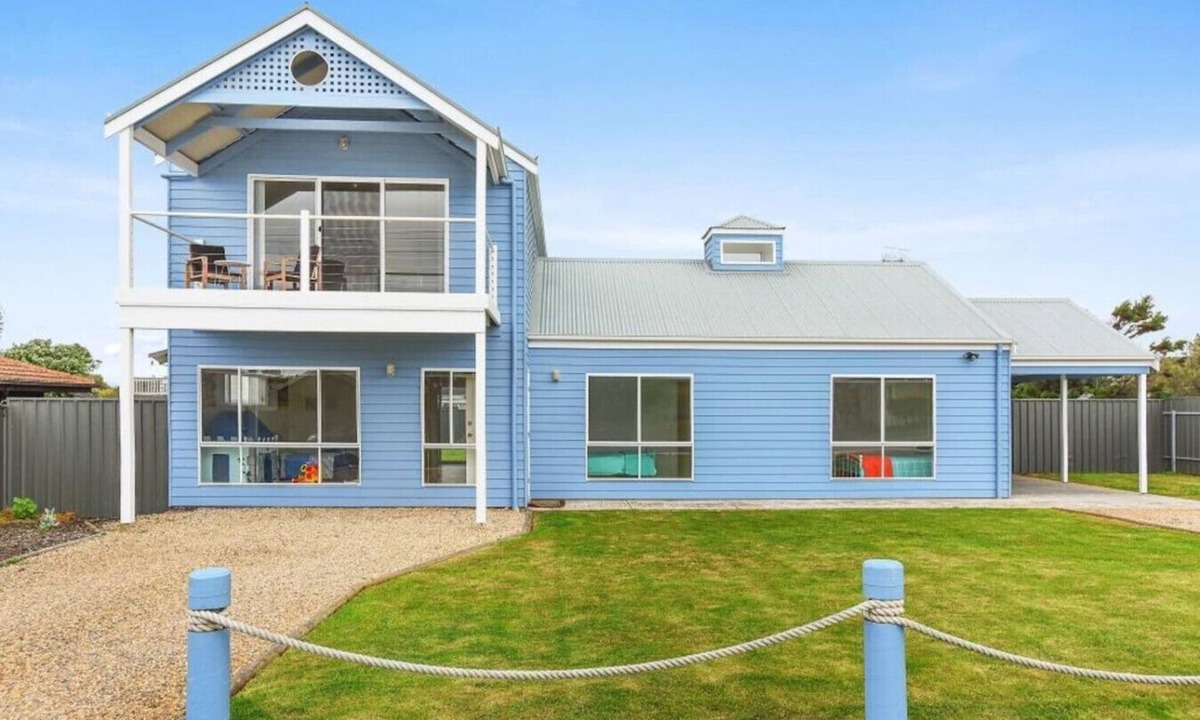 Middleton House | Point Break - 7 Mindacowie Tce, Middleton