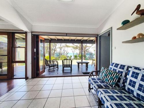 Sanctuary Point House | 'Point Break' Your Waterfront Break at the Point