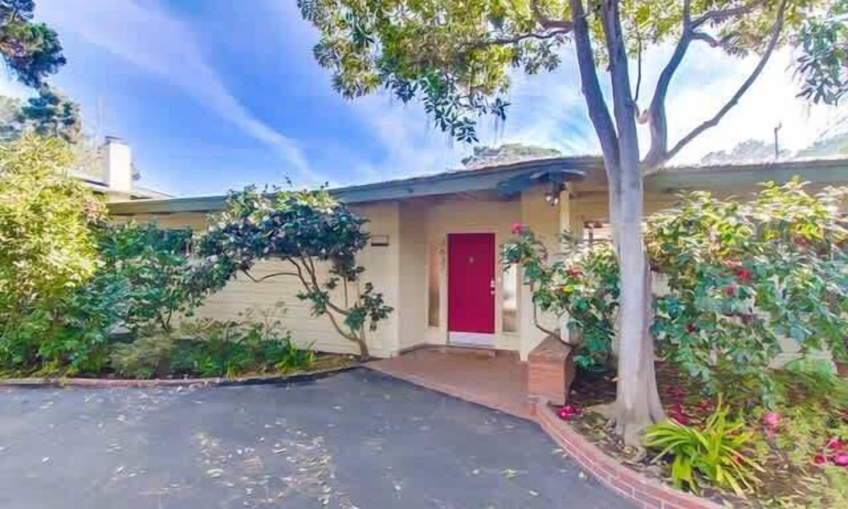 Wooded Area House | Point Loma Woods- Mid century home with pool