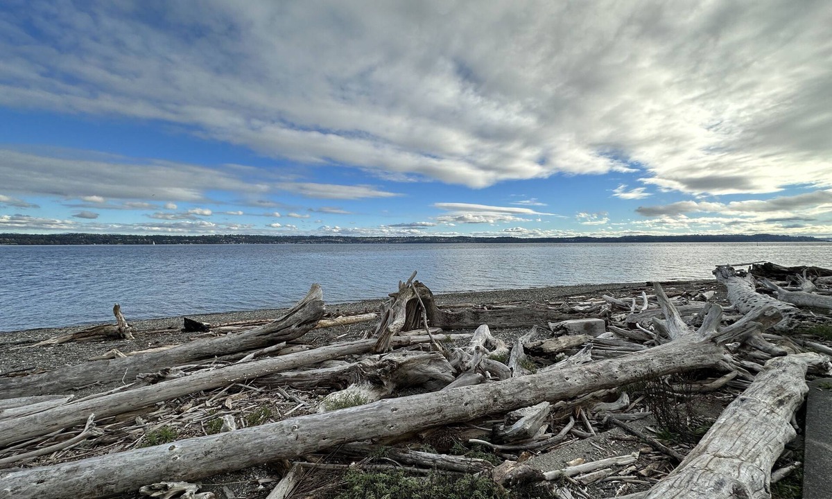 Vashon Island House | Point Robinson Lighthouse - Keeper's Quarters A