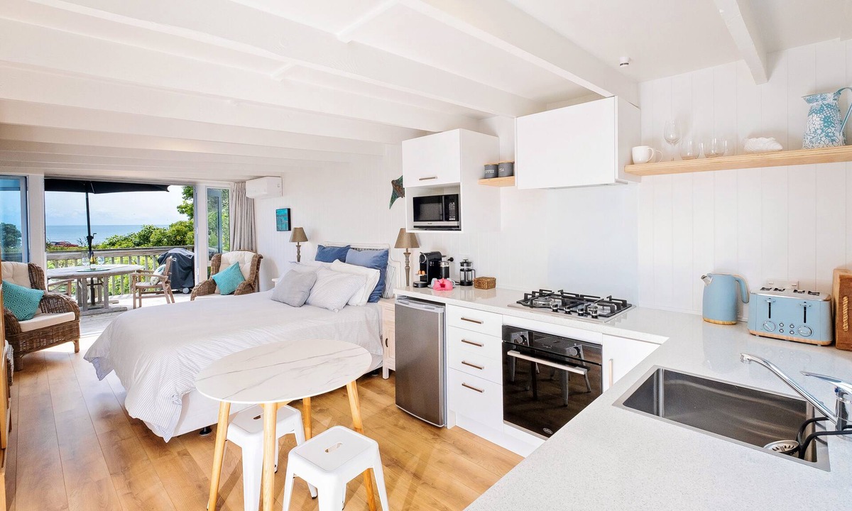 Clifton Apartment | Pointbreak Studio