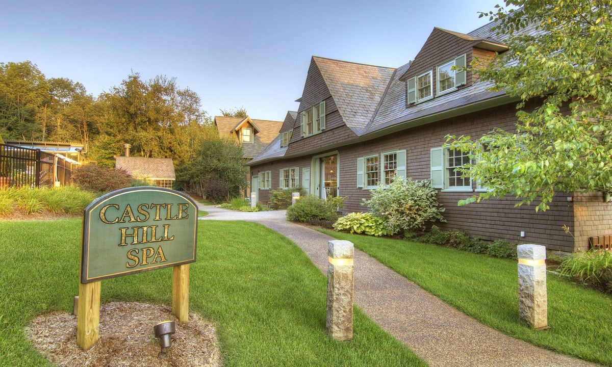 Proctorsville Hotel | Pointe at Castle Hill Resort