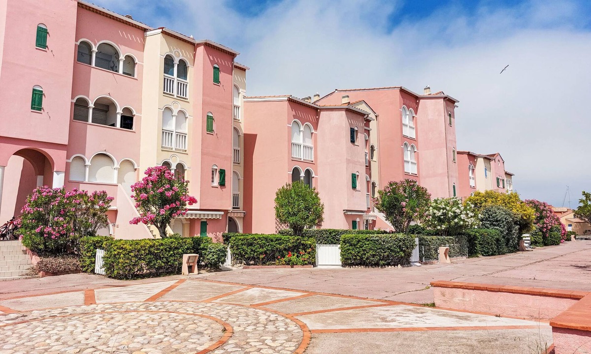 Le Barcares Apartment | Pointe Vermeille by Interhome