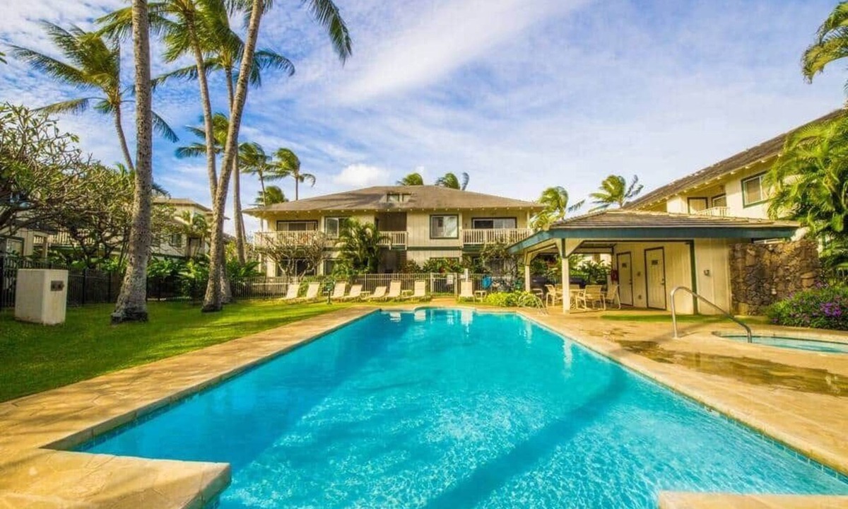 Bayview Apartment | Poipu Kai for big groups! 7 Bedrooms for 16!