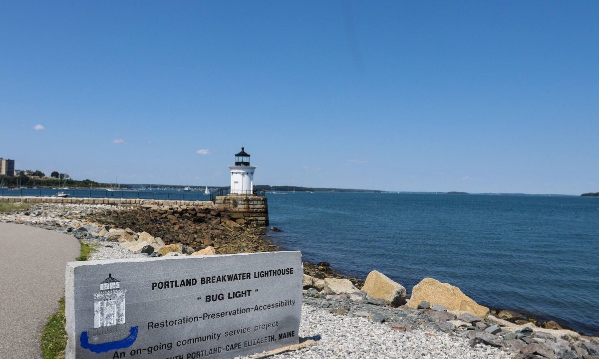 Munjoy Hill Condo | Polished condo with balcony - walk to Eastern Promenade & Casco Bay