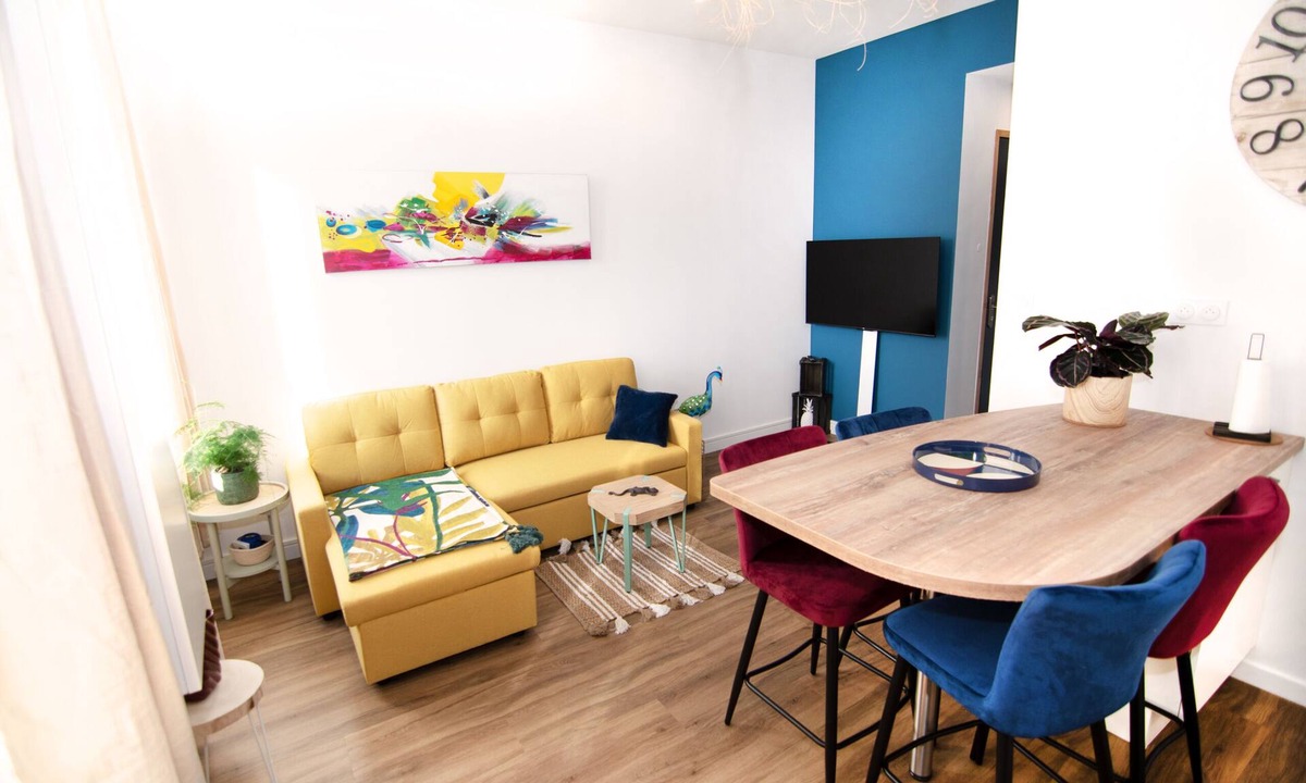 Libourne Apartment | Pompidou Residence – apt 202 tropical