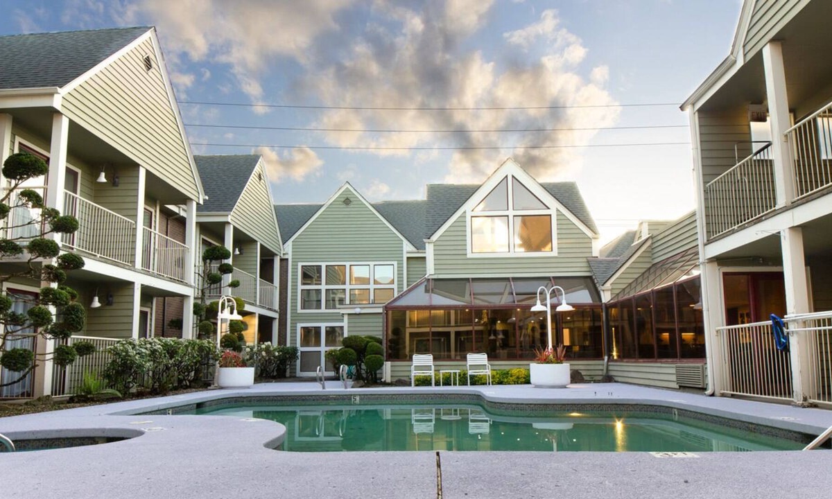 City Central Hotel | Ponderosa Inn Gresham