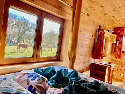 La Chapelle-Cecelin House | PONEYS 40min Mt St Michel 30min Mer Draps Serviettes Baie Normandie Cottage