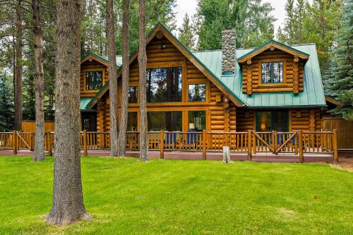 Three Rivers House | Pony Express Lodge
