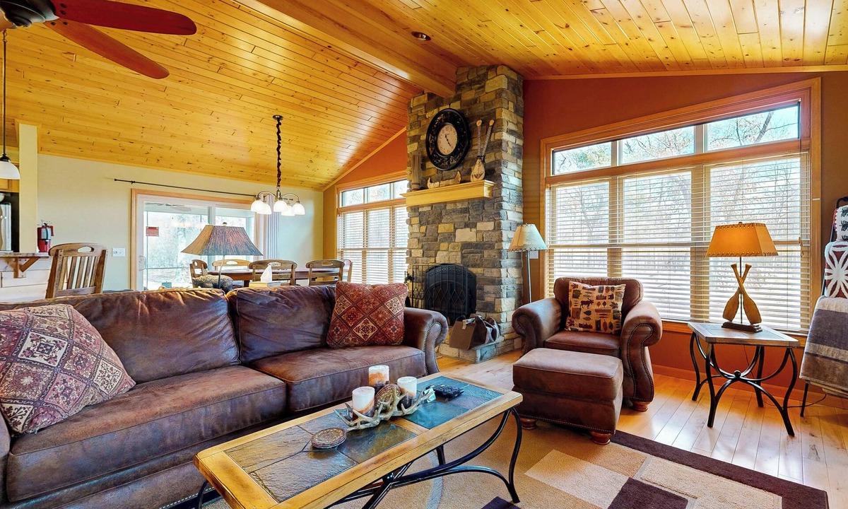 Nekoosa House | Pool & Beach Access! 'Lake Arrowhead Hideaway'