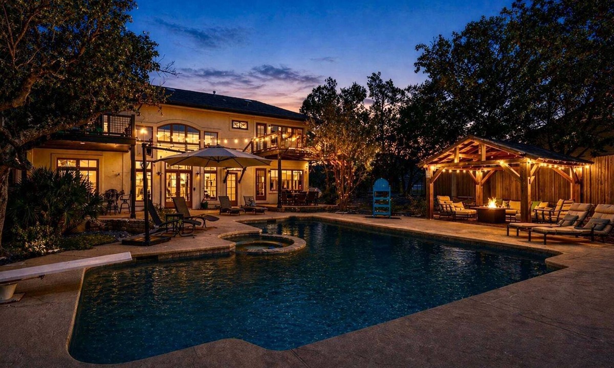 River Pointe House | Pool + Cabana + Amazing Views - Picturesque Point