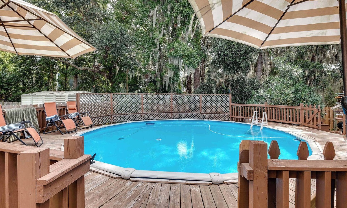 Savannah House | Pool & Deck · Pet-Friendly · Near Tybee & Downtown