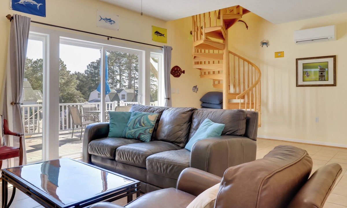 Foster House | Pool & Dock Access! Bohannon Cottage on the Bay