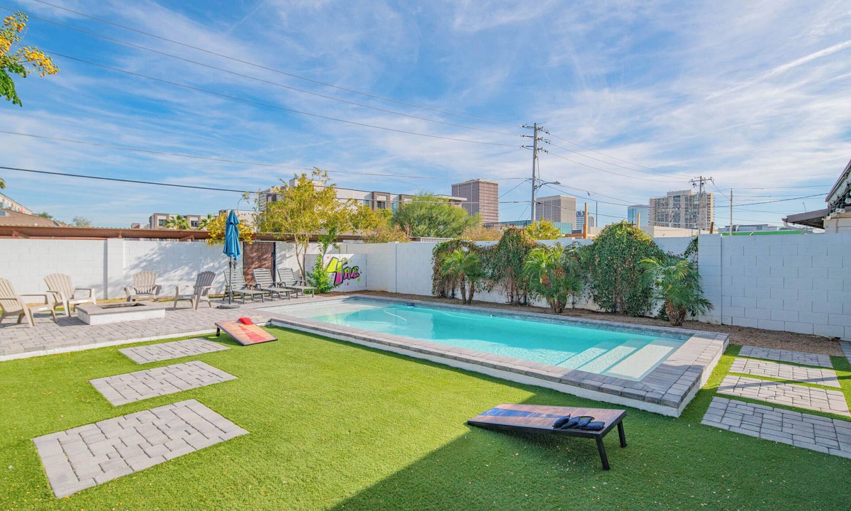 Encanto House | Pool + Fire Pit + Games Phoenix Oasis