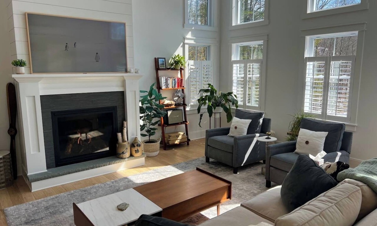Middle Grove House | Pool Fireplace Bar Gym Near Track