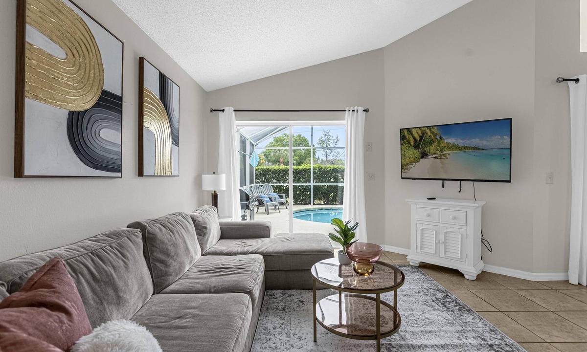 Westridge House | Pool, Grill, 4 Bedrooms