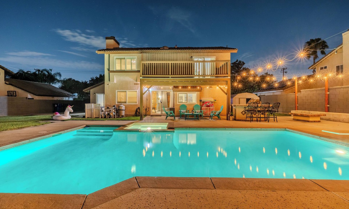 Patton House | Pool Home near Yaamava'a/4BR/Billiard Table/Arcade Games/Sleeps12