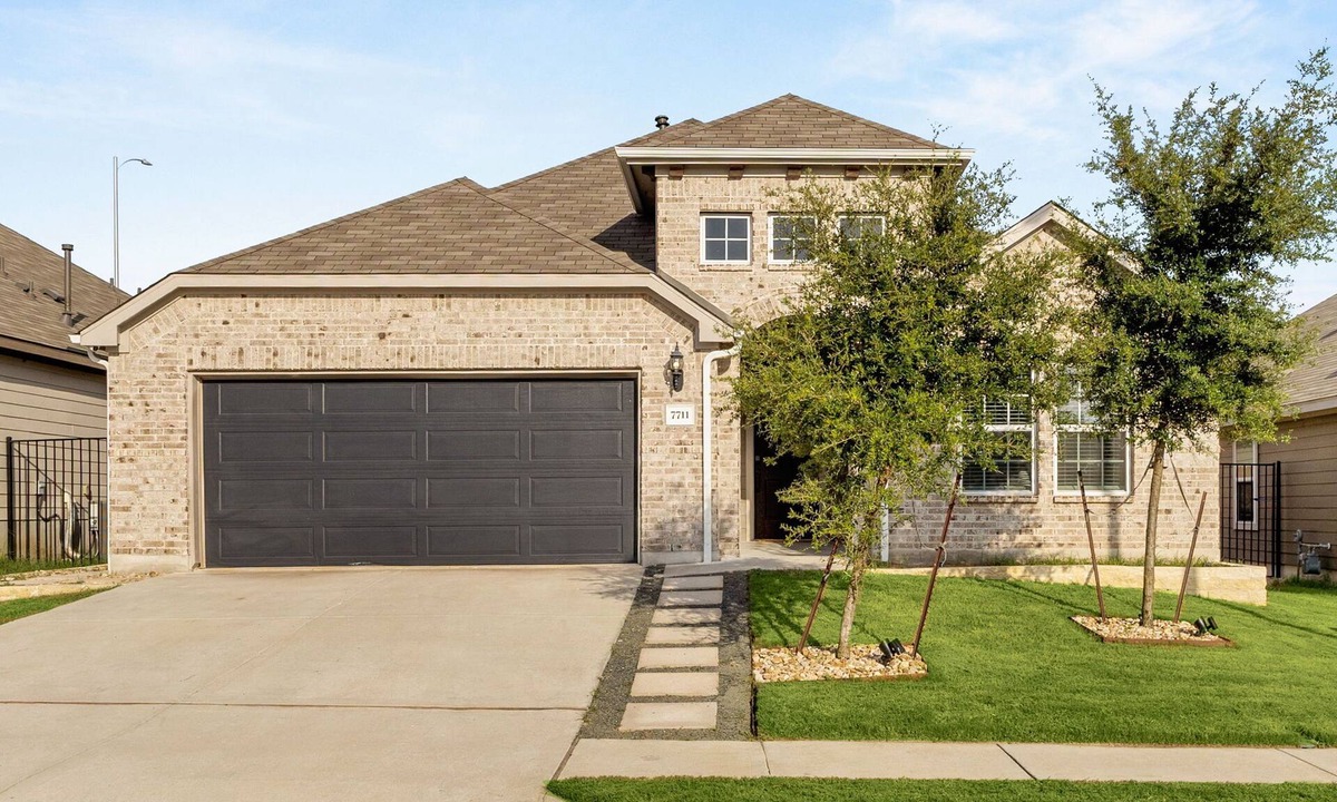 Del Valle House | Pool Hot Tub 5 Beds Theater 2 Minutes to COTA
