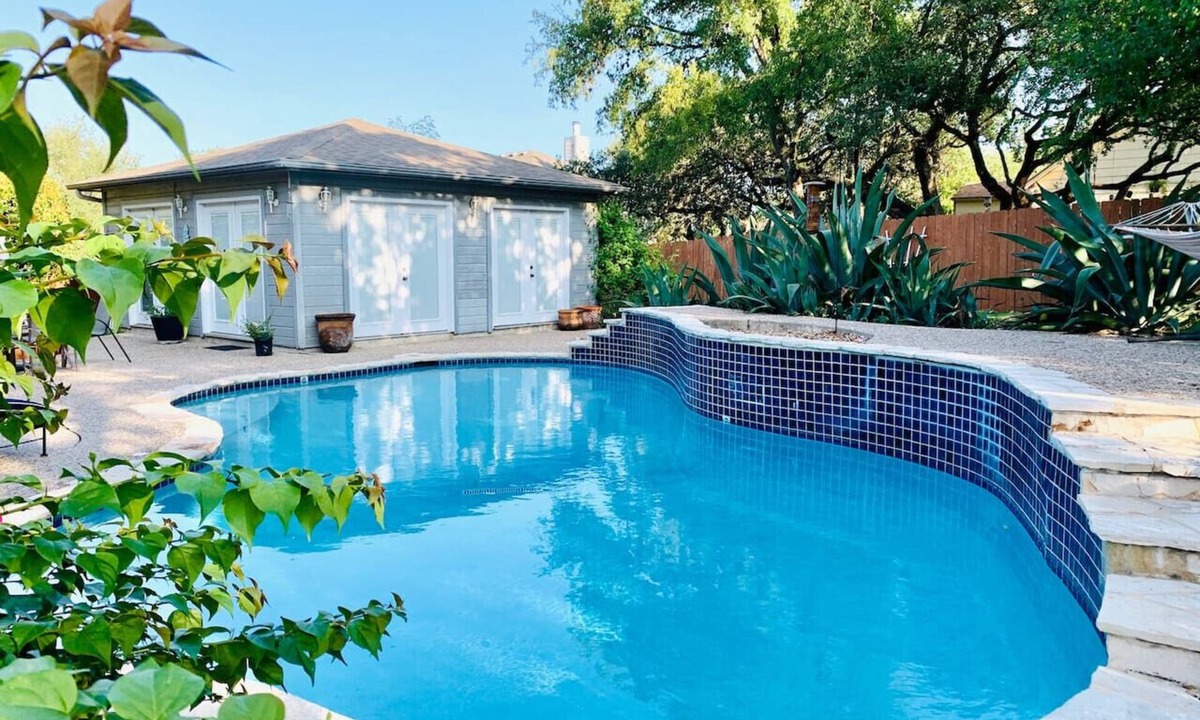 San Antonio House | Pool+Hot Tub! SixFlags/SeaWorld/Ntl Shooting Range
