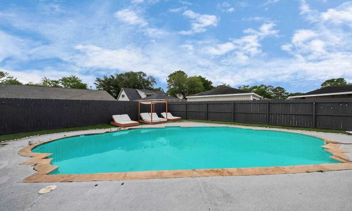 Meadows Place House | *Pool | Modern Escape with Chic Vibes