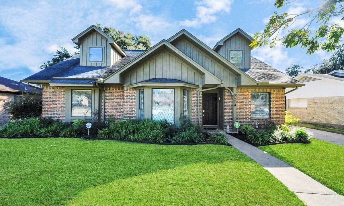 Sharpstown House | *Pool | Near Galleria Mall, NRG stadium