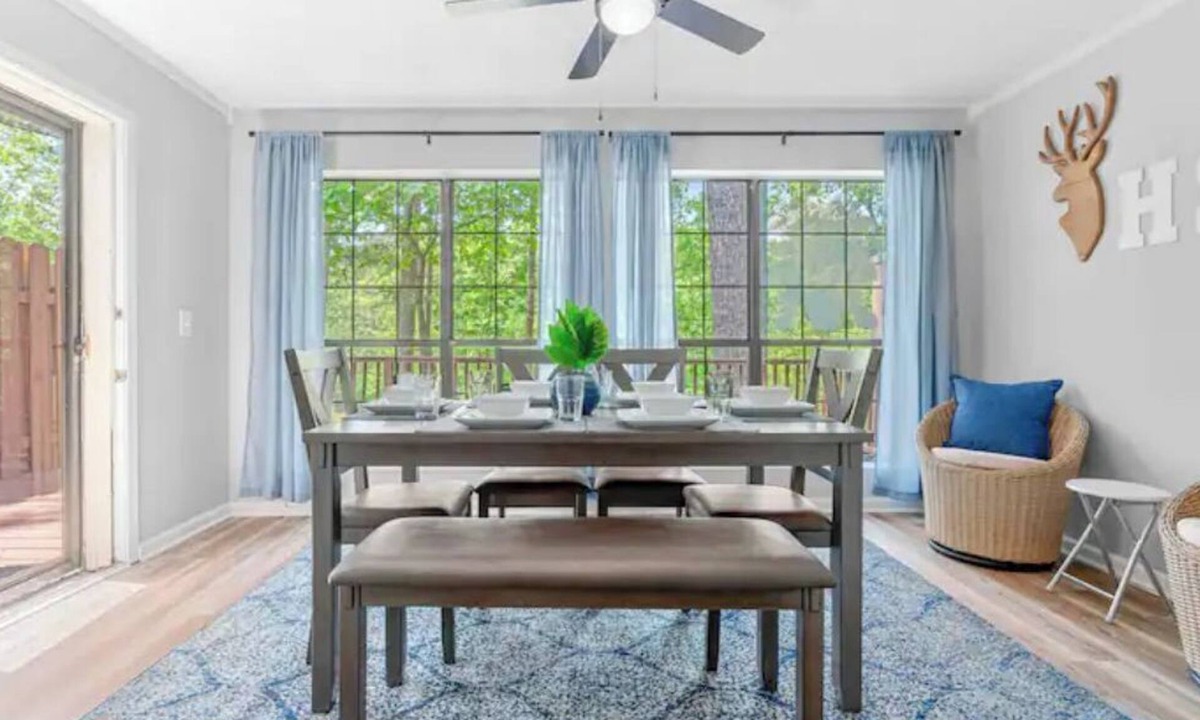 Hot Springs Village House | POOL OPENS MEM DAY WKND, CREEK & GOLF VIEW, DECK, POOL TABLE, BEACH, FISH, LAKES