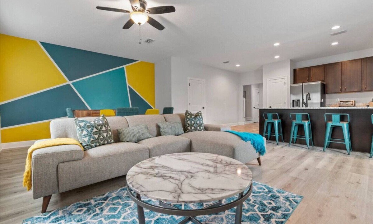 Navarre Villa | Pool, Paddle Boards & BBQ Grill - only 5 miles to the Beach