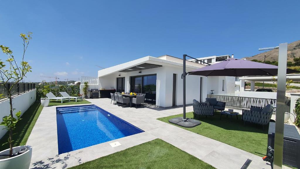 Finestrat Villa | Pool & Snooker Villa