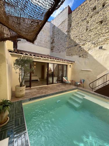 Vallabregues House | Pool Suite