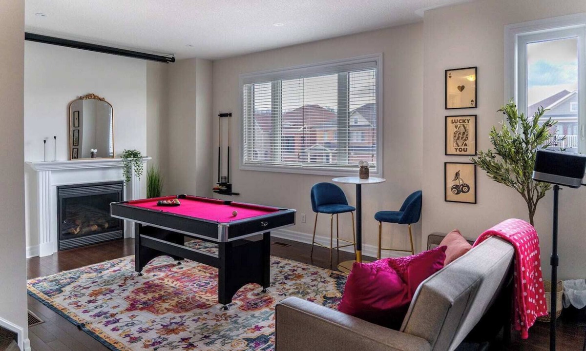 Milton House | Pool Table/Ping Pong/Projector/Darts/Fire Table